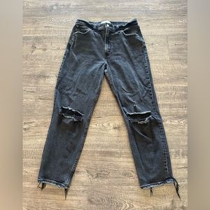 Abercrombie & Fitch High Rise Mom Jeans
